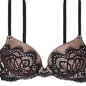 Victoria’s Secret Dream Angels push-up bra